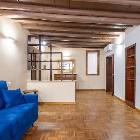 Woodstyle Apartment - Navona Rome Bagian luar foto