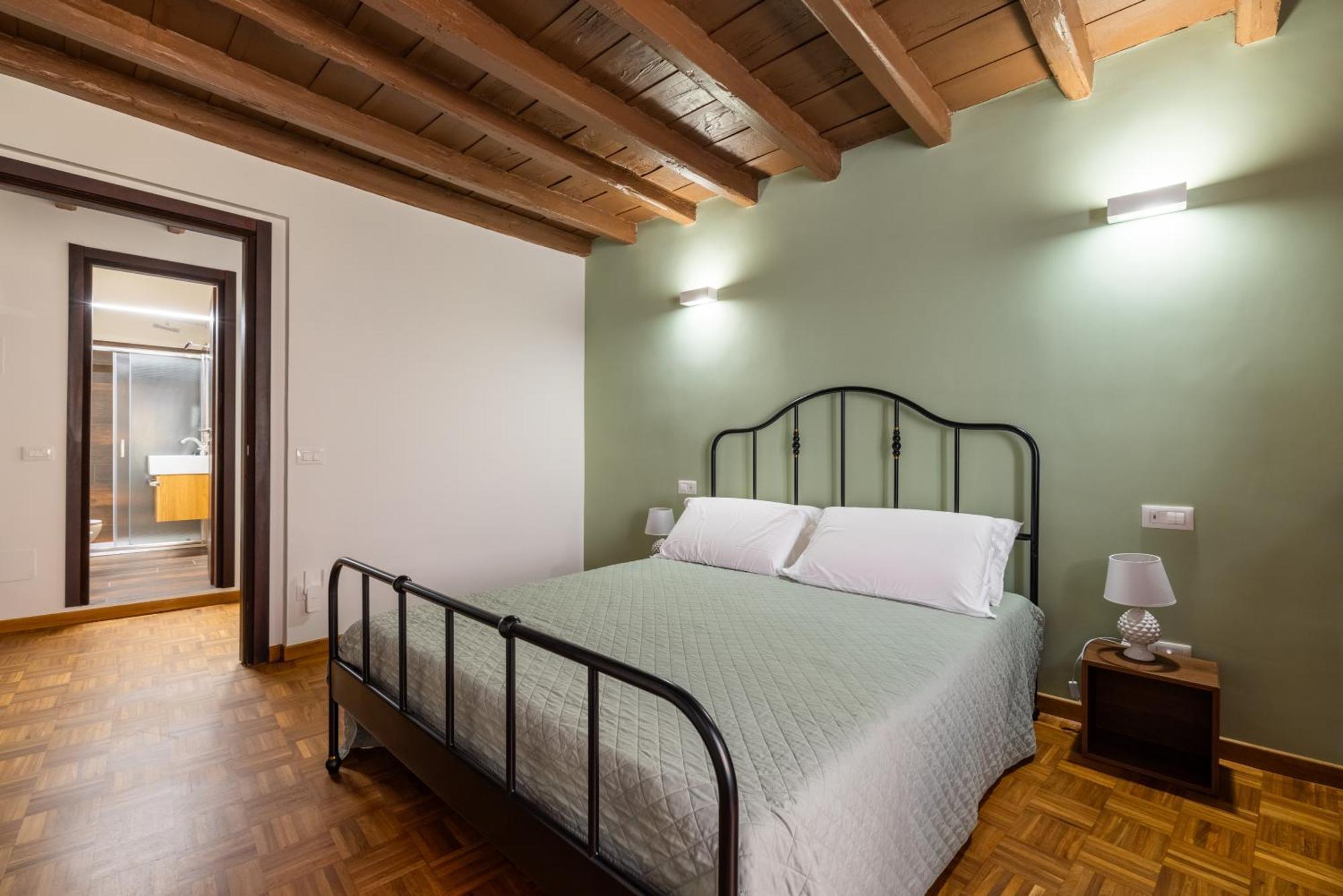 Woodstyle Apartment - Navona Rome Bagian luar foto